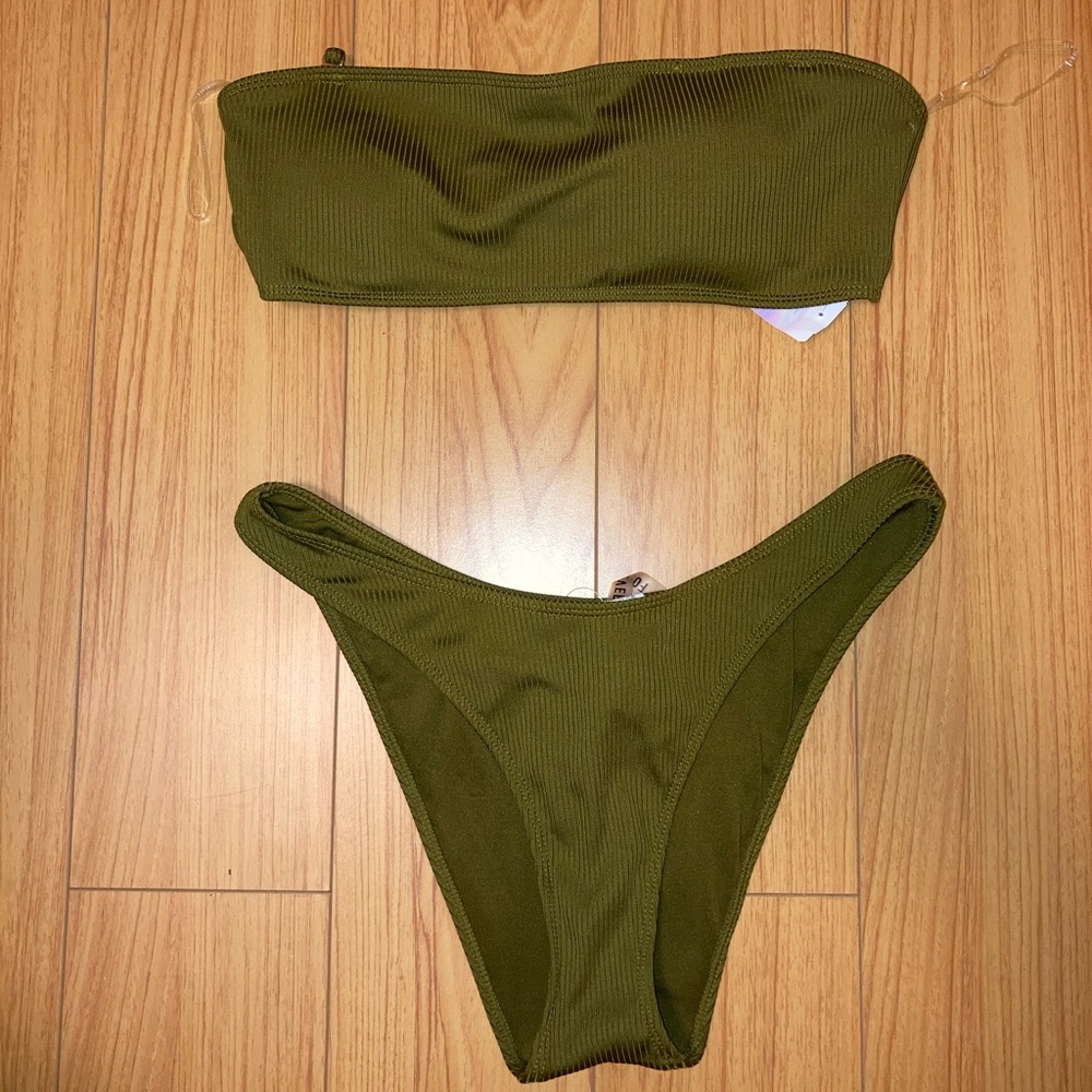 Tube top forever 21 bikini.